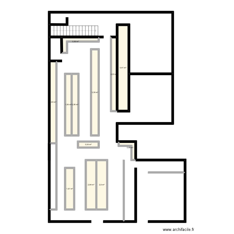Au coeur du village. Plan de 12 pièces et 27 m2