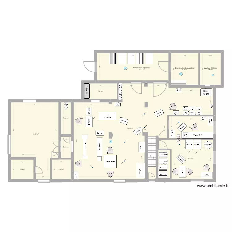 AMARIN 004. Plan de 13 et 222 m² AMARIN 004. Plan de 13 et 222 m²