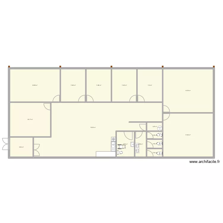 PEPS. Plan de 16 Pièces et 253 m²