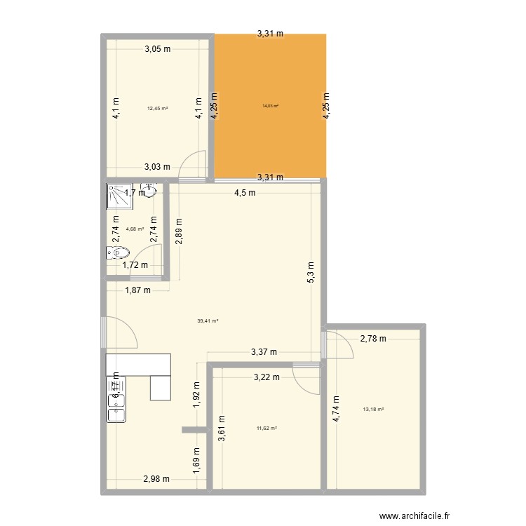 Trano Appartement. Plan de 5 pièces et 81 m2