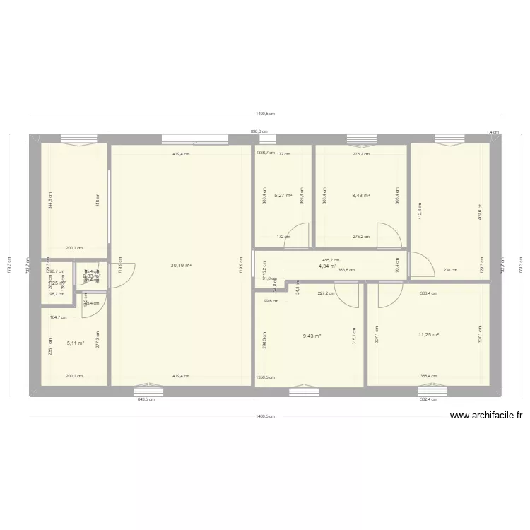 CLOCLO et enora. Plan de 