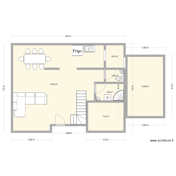 RDC. Plan de 6 pièces et 78 m2