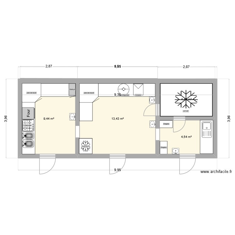 container pour atelier de transformation. Plan de 4 pièces et 32 m2