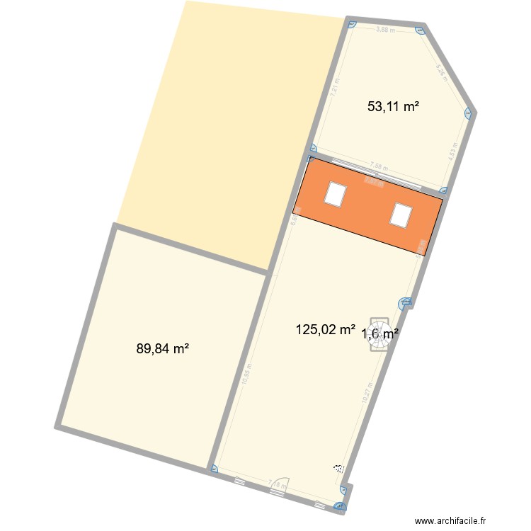 plan maison. Plan de 8 pièces et 540 m2