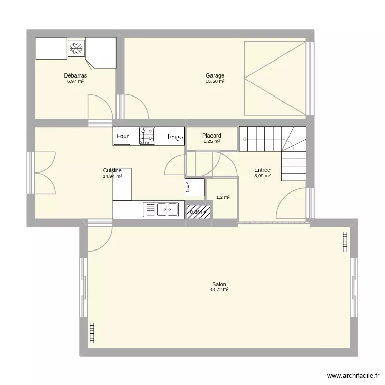 maison. Plan de 8  et 82 m²