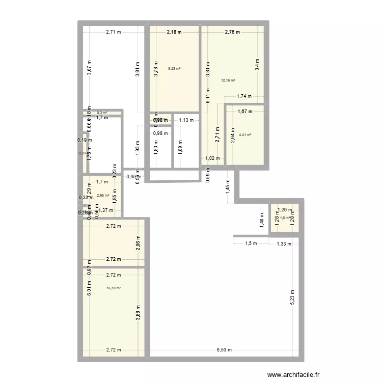 AZOULAY. Plan de 10  et 47 m²
