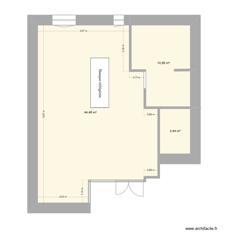 Commerce + cuisine. Plan de 0 pièce et 0 m2