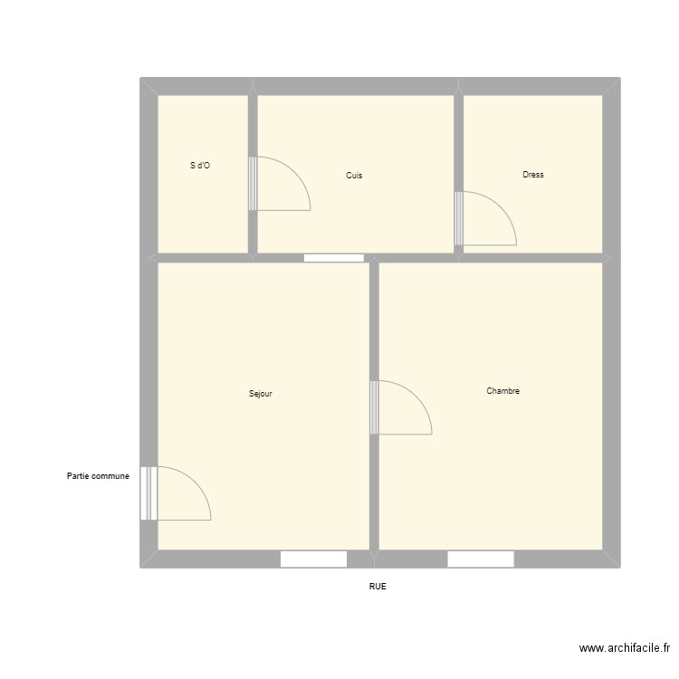 Commarieux. Plan de 5 pièces et 43 m2