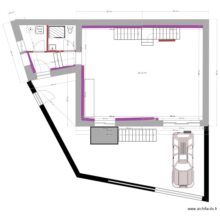 Escalier cave avec balcon et escalier intérieur sans garage. Plan de 1 pièce et 62 m2