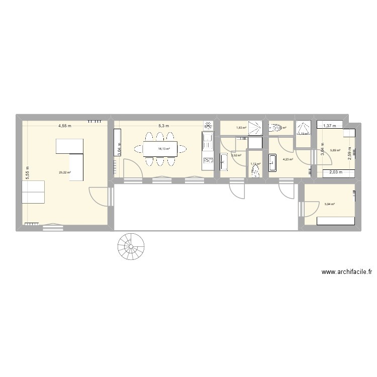 etage. Plan de 10 pièces et 66 m2