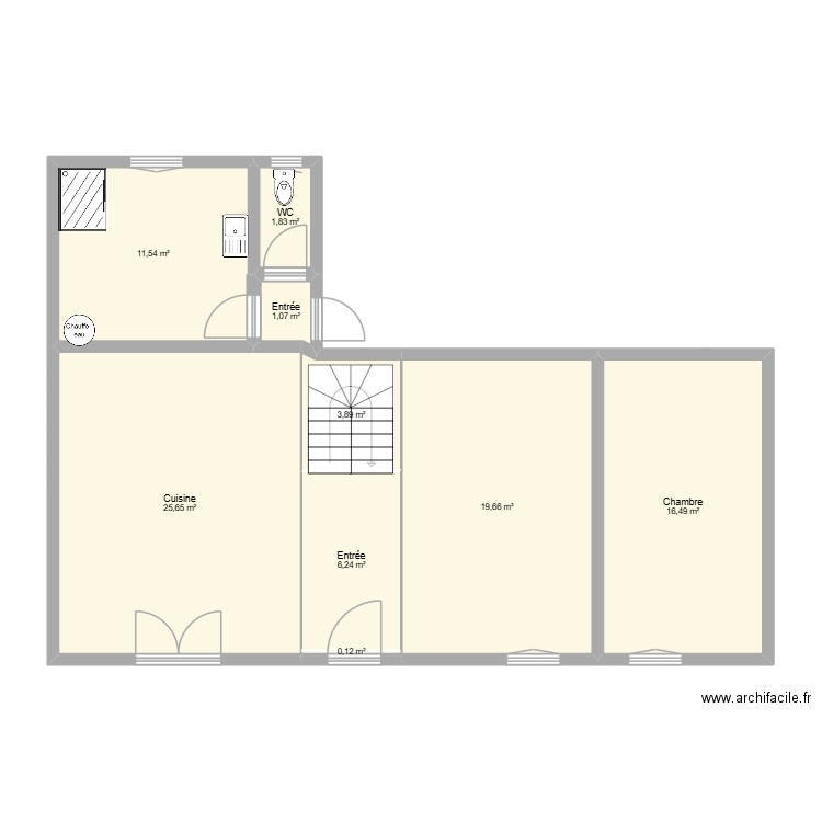 RDC. Plan de 9 pièces et 86 m2