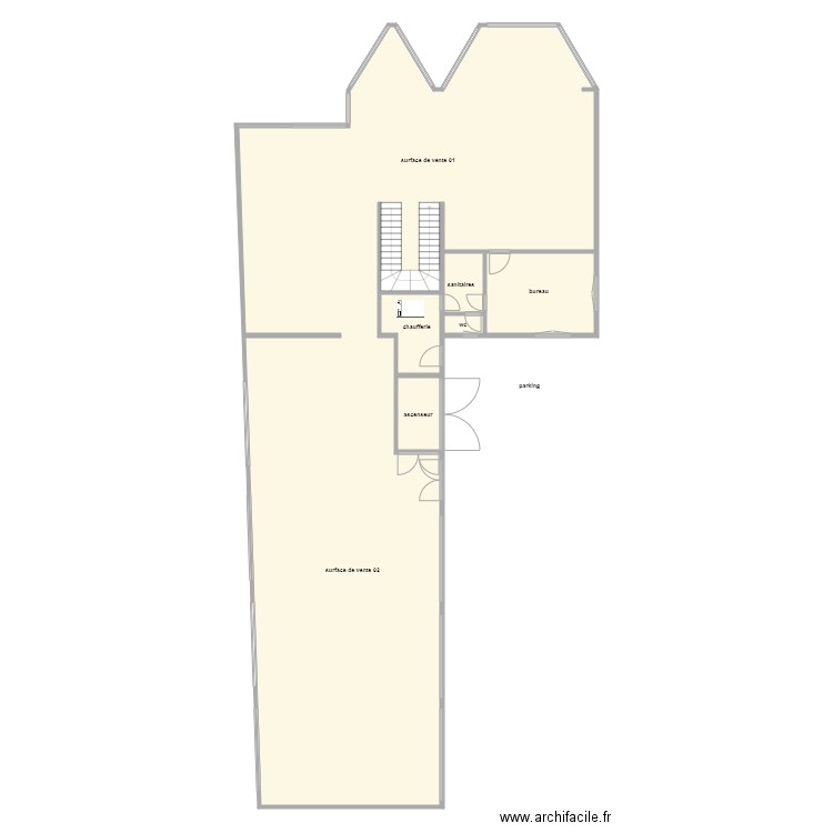 sas cornil rdc am. Plan de 6 pièces et 273 m2