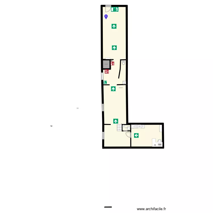 EVACUATION PASSAGE. Plan de 3 Pièces et 114 m²