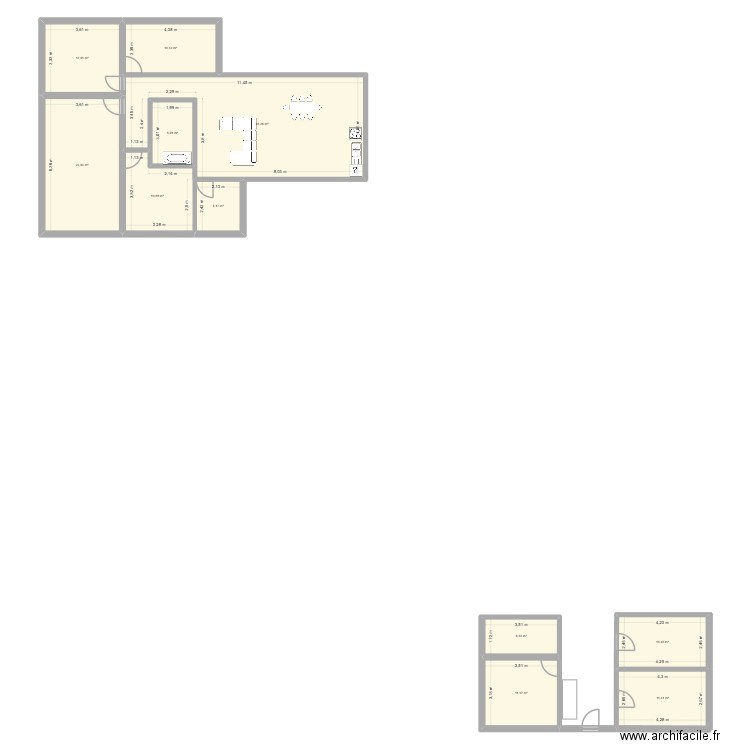 lala. Plan de 11 pièces et 152 m2