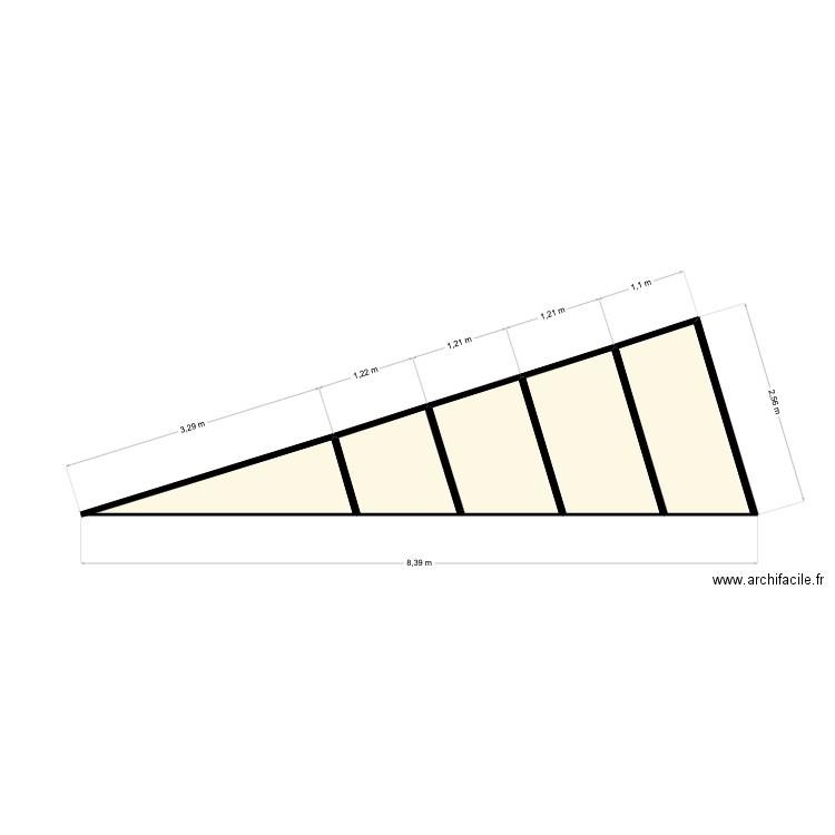 Garde tremplin. Plan de 5 pièces et 9 m2
