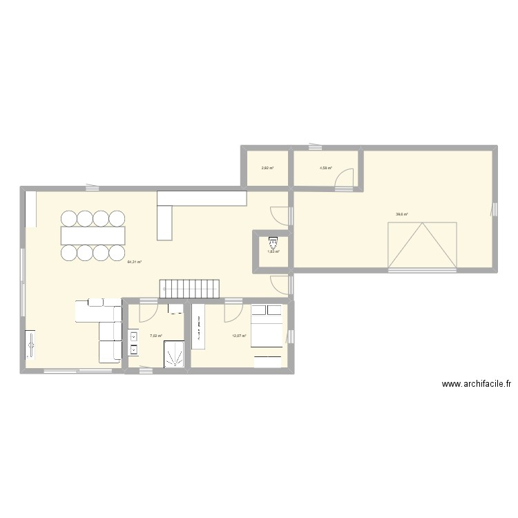 Plan garage au nord est. Plan de 7 pièces et 132 m2