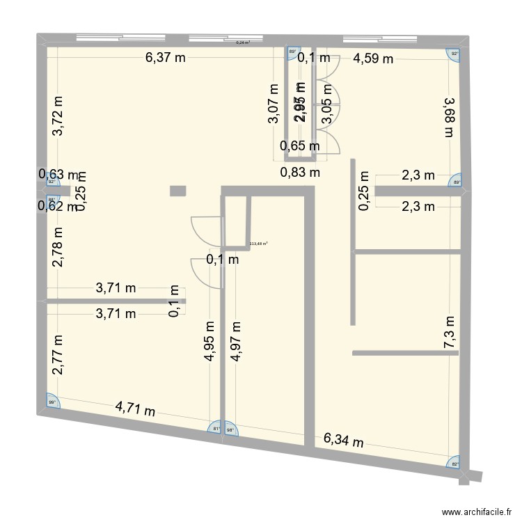 Bainscôté. Plan de 2 pièces et 114 m2
