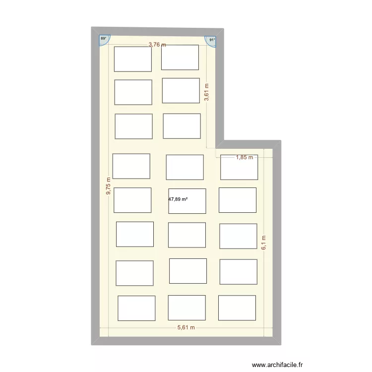 salle pilantrhrope a l'envers. Plan de 1  et 48 m²
