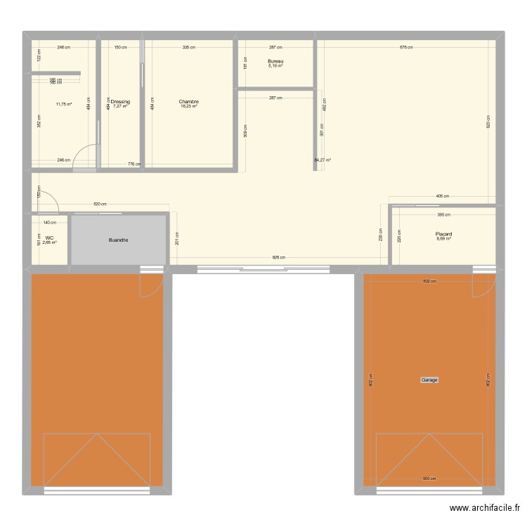 maison. Plan de 10 pièces et 223 m2