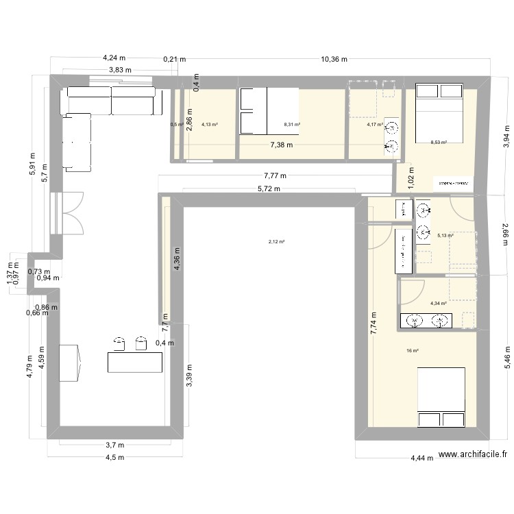 .Pouilles 13 aout. Plan de 9 pièces et 53 m2