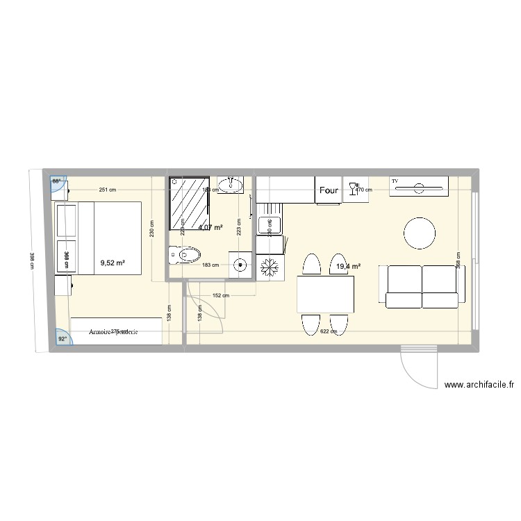 T1 garage. Plan de 3 pièces et 33 m2