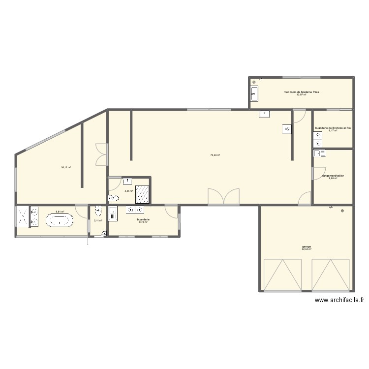 Bleau. Plan de 10 pièces et 184 m2