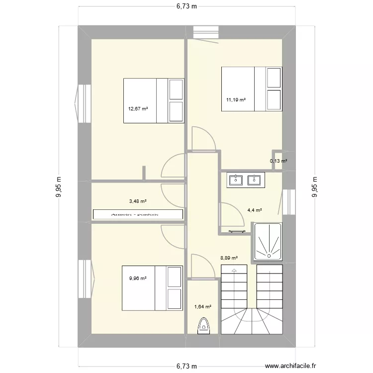 Etage location. Plan de 8 pièces et 52 m²