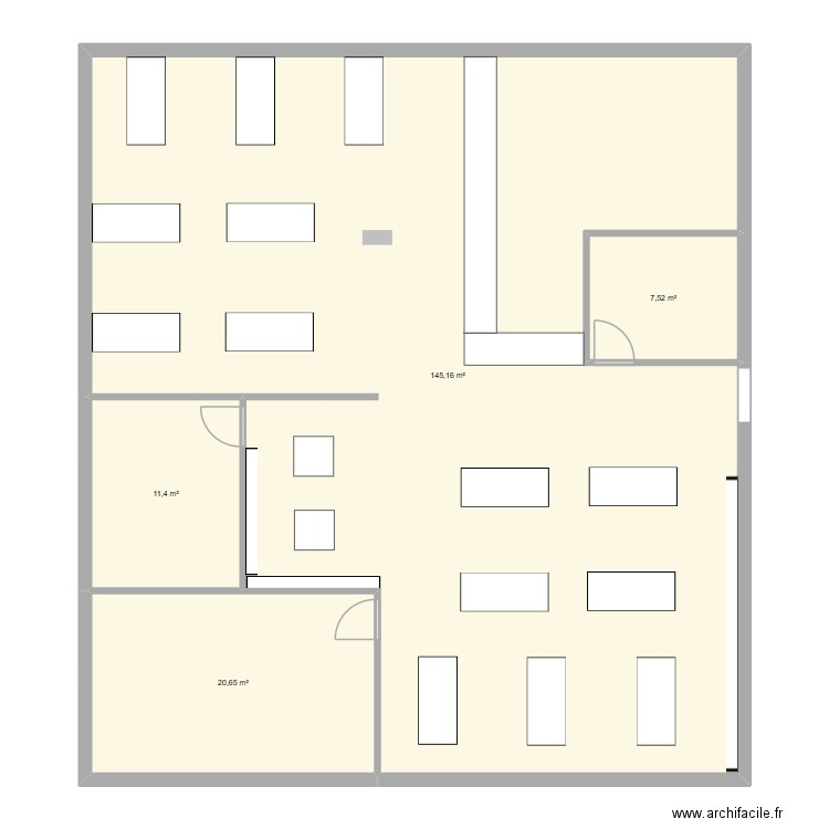 guidetti 2. Plan de 4 pièces et 185 m2