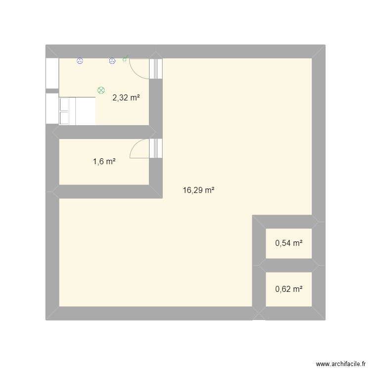 Maison. Plan de 5 pièces et 21 m2