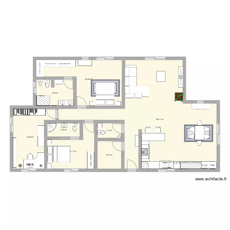 maison longue. Plan de 8  et 134 m²
