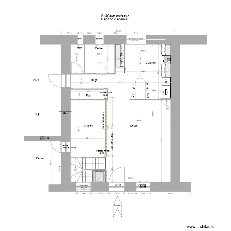 Entr'axe  Poteaux Espace Escalier . Plan de 0 pièce et 0 m2