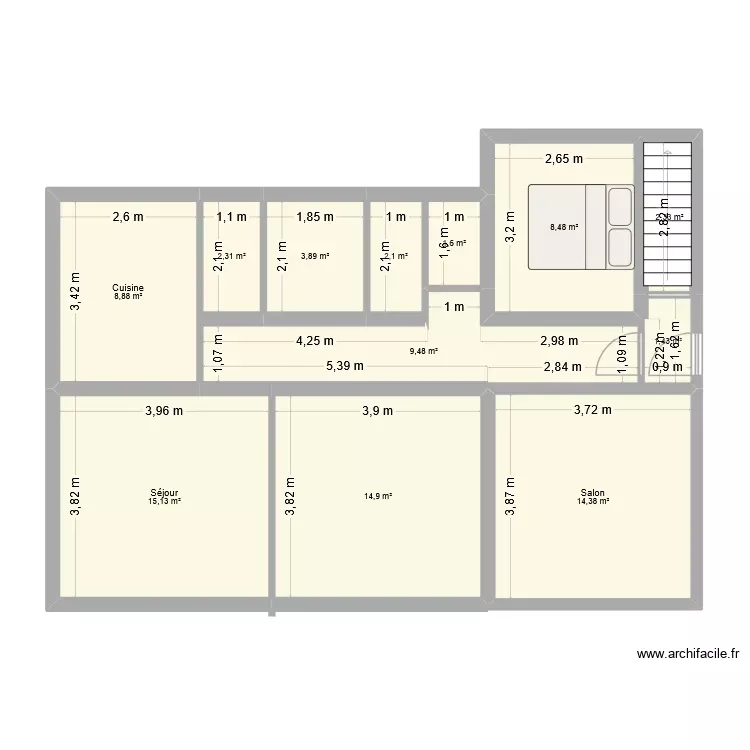 V&eacute;nerie Montgeron rdc original. Plan de 12 Pièces et 85 m²