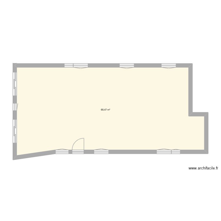 uzerche 2025 1. Plan de 1 pièce et 68 m2