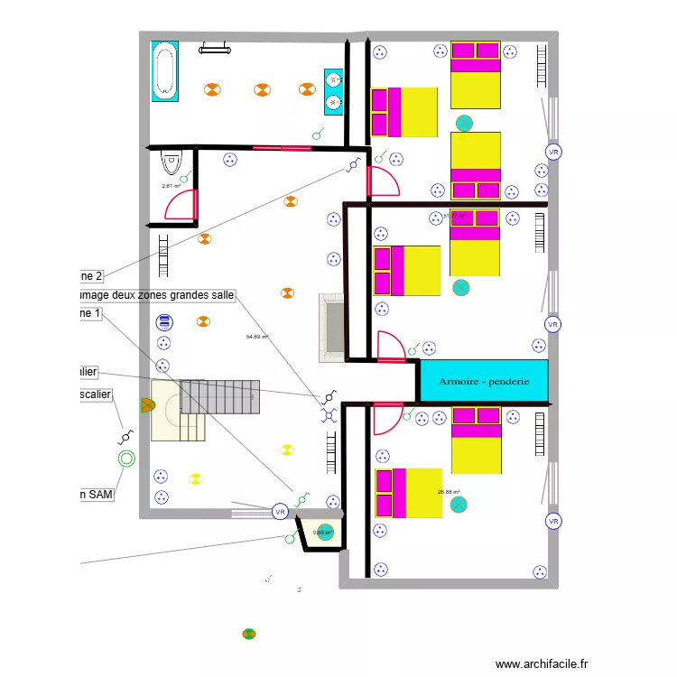 &Eacute;tage Max et L&eacute;a 8. Plan de 5  et 137 m²