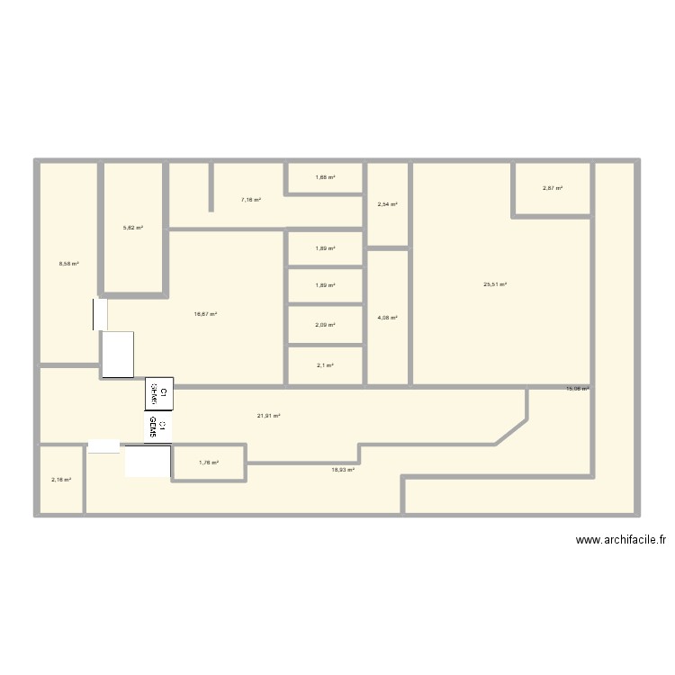BTE. Plan de 18 pièces et 142 m2