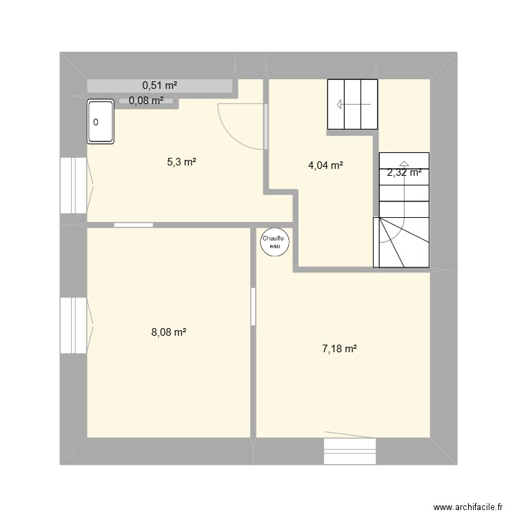 LLUCIA 14 R+2. Plan de 7 pièces et 28 m2