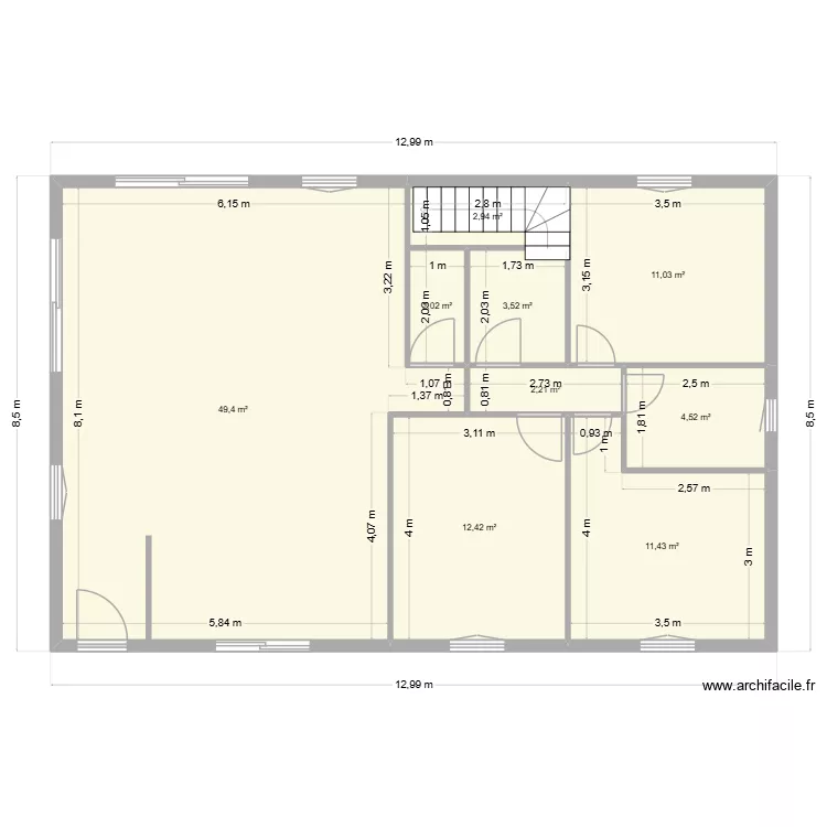 plan entr&eacute; a droite. Plan de 9  et 99 m²
