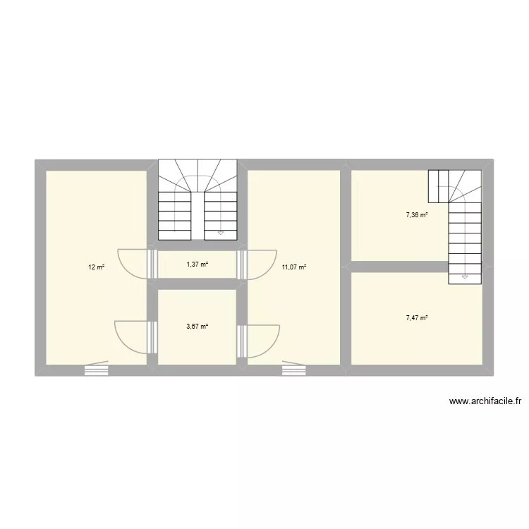 1 etage. Plan de 6 pièces et 43 m²