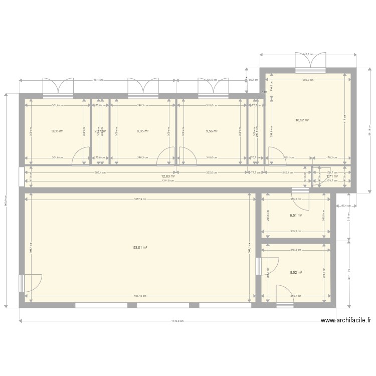 SAVAS. Plan de 10 pièces et 131 m2