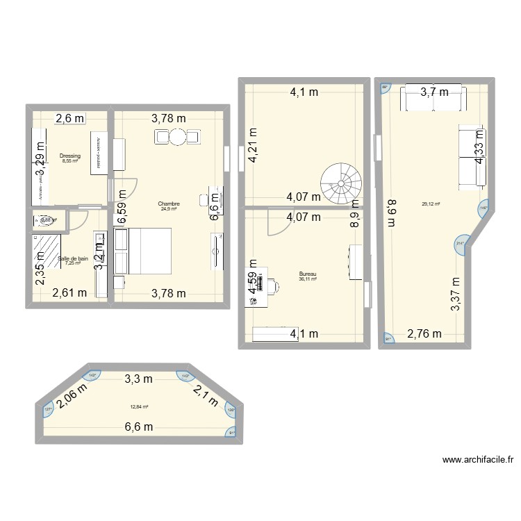 Combles. Plan de 0 pièce et 0 m2