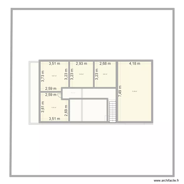 PROJET. Plan de 7 pièces et 185 m²