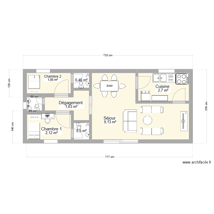 villa basse. Plan de 7 pièces et 18 m2