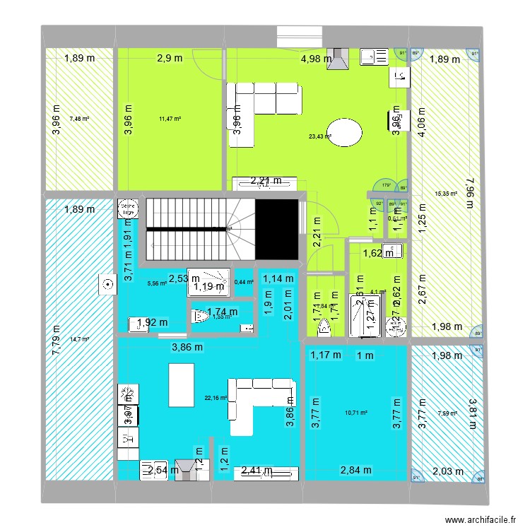 GRENIER. Plan de 15 pièces et 134 m2