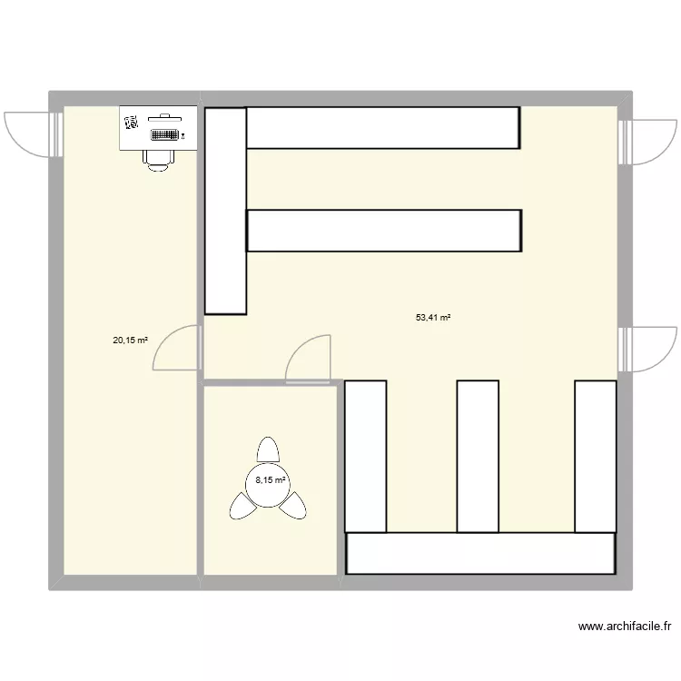 rdc. Plan de 3 pièces et 82 m²
