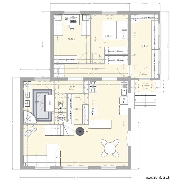 CHALET DYDY 5. Plan de 11 pièces et 90 m2