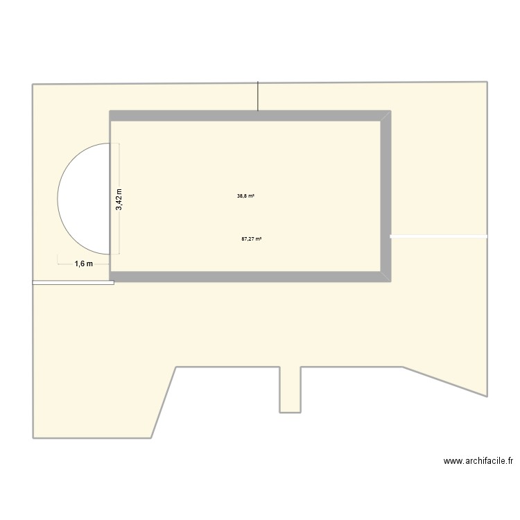 piscine. Plan de 2 pièces et 172 m2