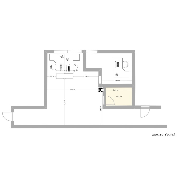 v bastien à droite  + placard sav à droite. Plan de 1 pièce et 4 m2