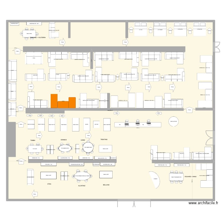 Strasbourg 4bis. Plan de 1 pièce et 699 m2