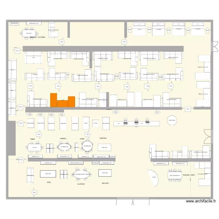 Strasbourg 4bis. Plan de 1 pièce et 699 m²