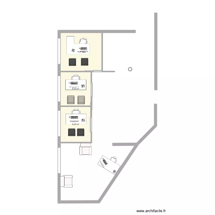 Nouveau local. Plan de 3 et 22 m² Nouveau local. Plan de 3 et 22 m²